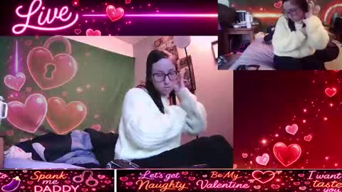 Snapshot of blueeyedbeauty1995 chatting on 02.16.26 Blueeyedbeauty online show from 02.16.26