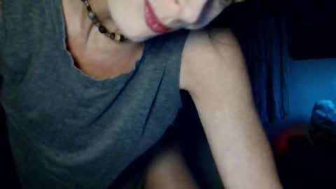 Snapshot of blueeyedlie chatting on 02.17.25 Blueeyedlie online show from 02.17.25