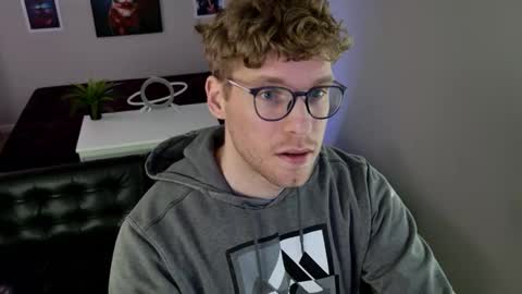 blueeyedtallguy online show from 03.11.26