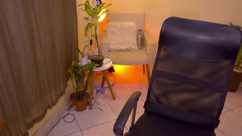 FLORAA online show from 04.09.26