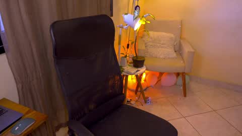 FLORAA online show from 05.07.26