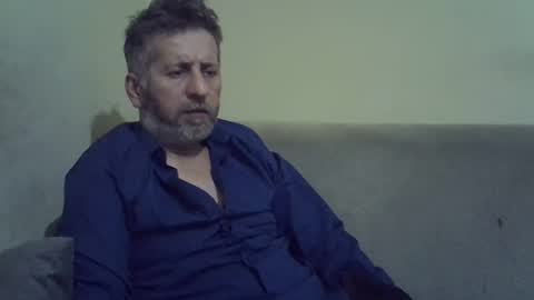 Snapshot of bluehot59 chatting on 01.04.25 blue online show from 01.04.25