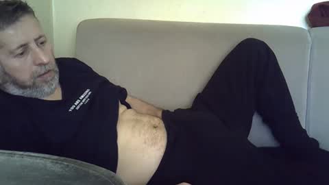 Snapshot of bluehot59 chatting on 03.09.25 blue online show from 03.09.25