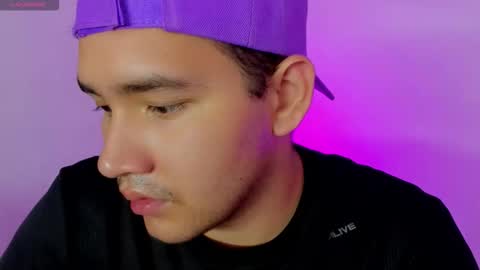 Snapshot of bluehsunny chatting on 11.25.25 alexander online show from 11.25.25