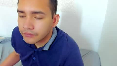 Snapshot of bluehsunny chatting on 12.17.25 alexander online show from 12.17.25