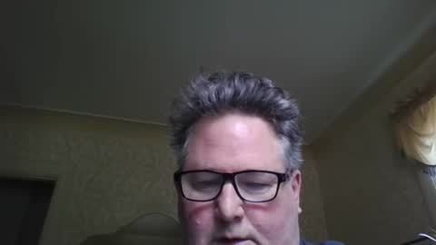 Snapshot of bluemoose70 chatting on 06.01.26 bluemoose70 online show from 06.01.26