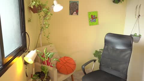 FLORAA online show from 01.14.25