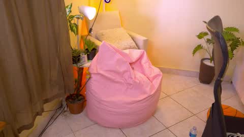 FLORAA online show from 11.26.25