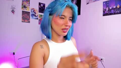 Snapshot of bluestar_taylenn chatting on 11.08.25 Taylenna online show from 11.08.25