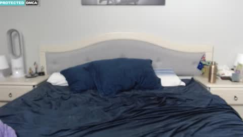 Snapshot of bluexstacey chatting on 03.10.25 Stacey online show from 03.10.25