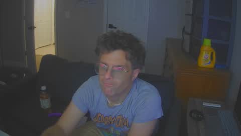 Snapshot of blushbitxh chatting on 12.18.25 BLUSHBITXH online show from 12.18.25