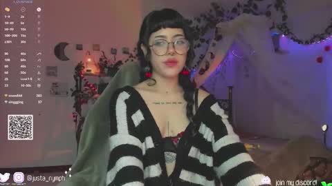 Snapshot of blushing_nymph chatting on 12.10.24   Im Nym  Justa nymph on twitter and IG online show from 12.10.24