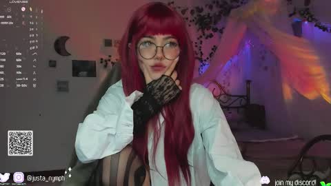 Snapshot of blushing_nymph chatting on 01.05.25   Im Nym  Justa nymph on twitter and IG online show from 01.05.25