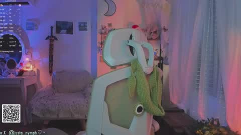 Snapshot of blushing_nymph chatting on 09.19.25   Im Nym  Justa nymph on twitter and IG online show from 09.19.25