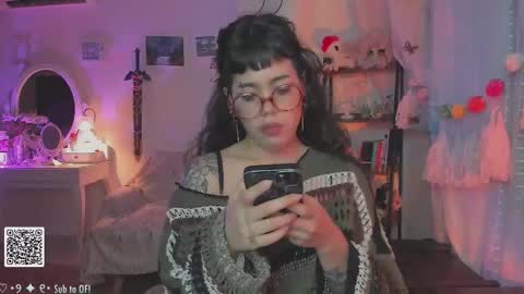 Snapshot of blushing_nymph chatting on 09.27.25   Im Nym  Justa nymph on twitter and IG online show from 09.27.25