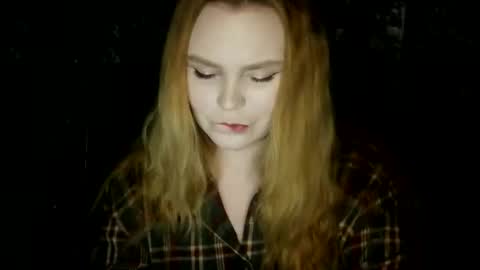 Snapshot of blushing_star chatting on 11.07.25 blushing_star online show from 11.07.25