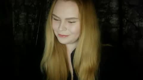 Snapshot of blushing_star chatting on 11.15.25 blushing_star online show from 11.15.25