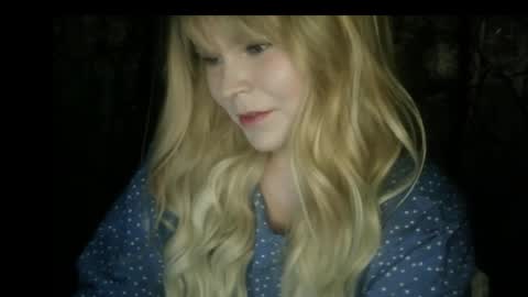 blushing_star online show from 12.18.25