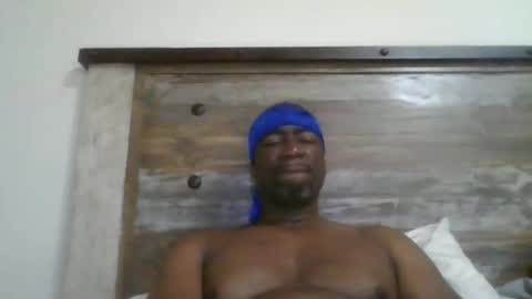 Snapshot of bluuthunder1914 chatting on 11.21.25 bluuthunder1914 online show from 11.21.25