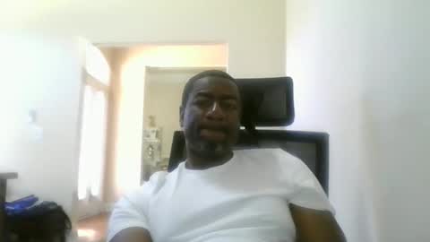 Snapshot of bluuthunder1914 chatting on 02.16.26 bluuthunder1914 online show from 02.16.26