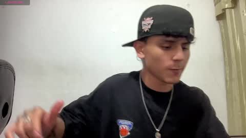 Snapshot of bob_pettersonn chatting on 12.15.24 Bob INDEPENDENT MODEL online show from 12.15.24