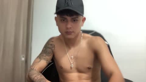 Snapshot of bob_pettersonn chatting on 02.20.25 Bob INDEPENDENT MODEL online show from 02.20.25