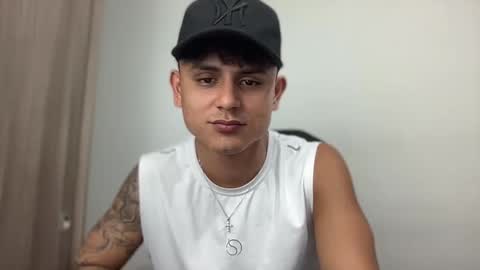 Snapshot of bob_pettersonn chatting on 02.22.25 Bob INDEPENDENT MODEL online show from 02.22.25