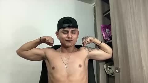 Snapshot of bob_pettersonn chatting on 02.28.25 Bob INDEPENDENT MODEL online show from 02.28.25