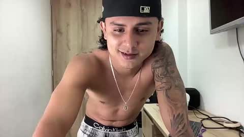 Snapshot of bob_pettersonn chatting on 09.16.25 Bob INDEPENDENT MODEL online show from 09.16.25