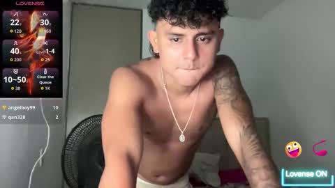 Snapshot of bob_pettersonn chatting on 11.15.25 Bob INDEPENDENT MODEL online show from 11.15.25