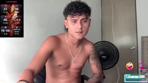 Snapshot of bob_pettersonn chatting on 11.22.25 Bob INDEPENDENT MODEL online show from 11.22.25