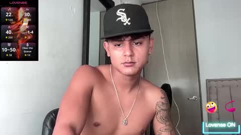 Snapshot of bob_pettersonn chatting on 12.05.25 Bob INDEPENDENT MODEL online show from 12.05.25