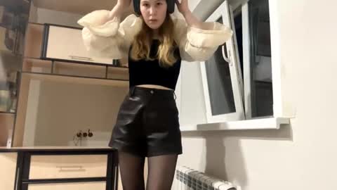 Kate online show from 03.04.26