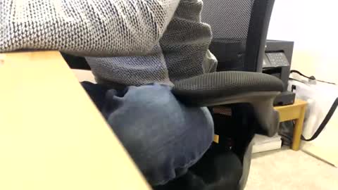 Snapshot of bobbuild chatting on 12.12.24 bobbuild online show from 12.12.24