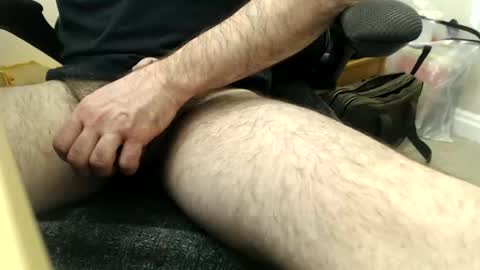 Snapshot of bobbuild chatting on 03.05.25 bobbuild online show from 03.05.25