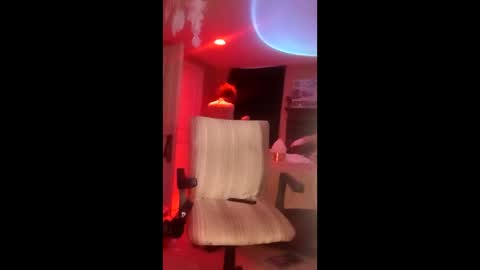 Snapshot of bodyyattiyatti chatting on 01.08.26 Sailorartemis online show from 01.08.26