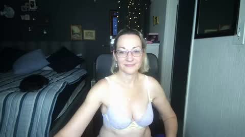 Ningifun couple online show from 01.09.25