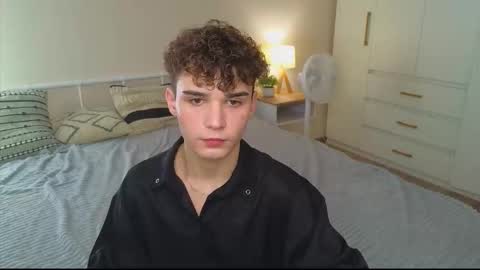 Snapshot of boicute chatting on 10.02.25 ALEXPVT IS OPEN online show from 10.02.25