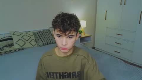 Snapshot of boicute chatting on 10.04.25 ALEXPVT IS OPEN online show from 10.04.25