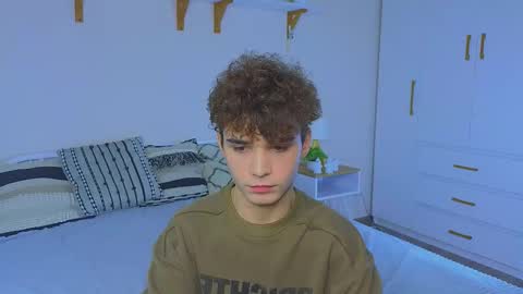 Snapshot of boicute chatting on 11.10.25 ALEXPVT IS OPEN online show from 11.10.25