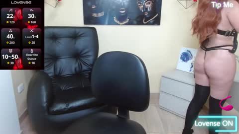 Paris online show from 10.09.25