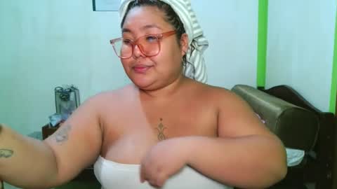 bombastic_darla online show from 05.03.26