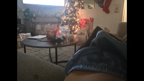 Snapshot of bombinshaman chatting on 12.18.24 bombinshaman online show from 12.18.24