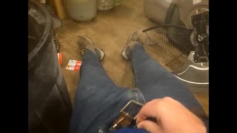 Snapshot of bombinshaman chatting on 12.01.25 bombinshaman online show from 12.01.25