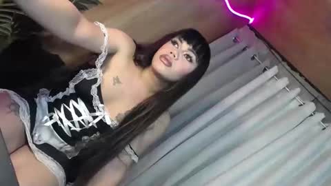 Snapshot of bombshell_ace69 chatting on 12.10.24 Raven online show from 12.10.24
