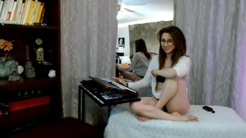 BombshellBaeby online show from 04.15.26