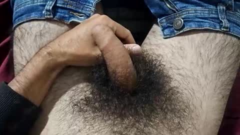 Im Bom - Tip if You Liked my Hairy Body - Private Show is Open - Read more about me in the bio below online show from 04.15.26