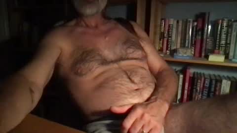 Snapshot of bonderbarney chatting on 07.28.26 BonderBarney online show from 07.28.26