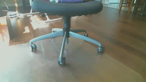 Snapshot of bone2play chatting on 10.16.25 FRECKLES online show from 10.16.25