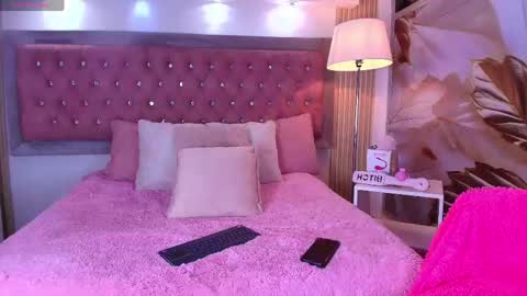 i AM Bonnie  online show from 03.14.26